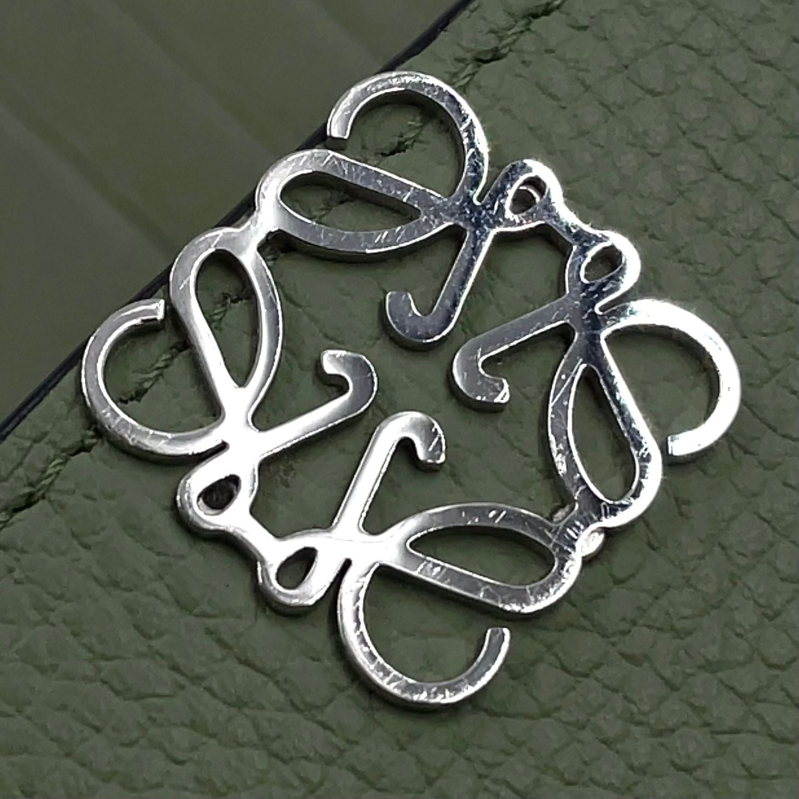 Loewe Wallet Khaki Green Anagram Trifold Silver — view 8