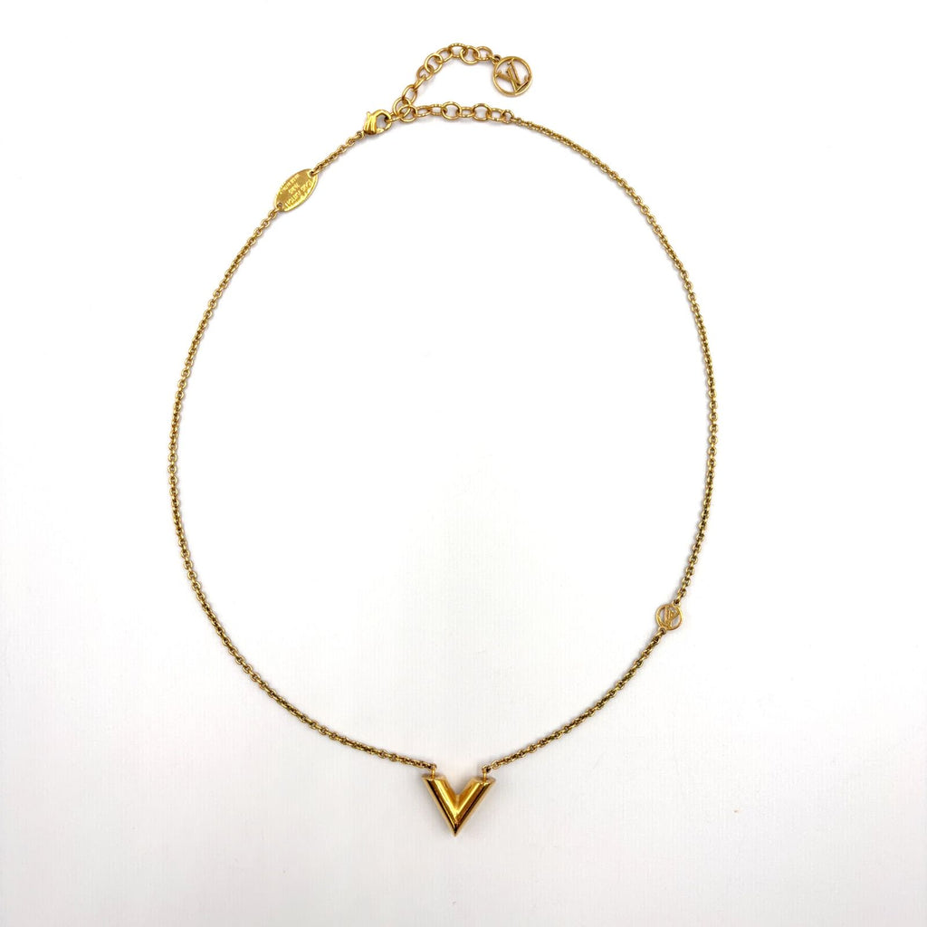 Louis Vuitton Essential Metal Necklace Gold — view 3