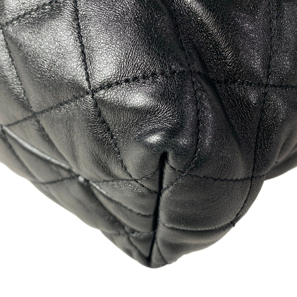 Saint Laurent Paris Tote Icare Maxi Shopping Black Lambskin — view 9