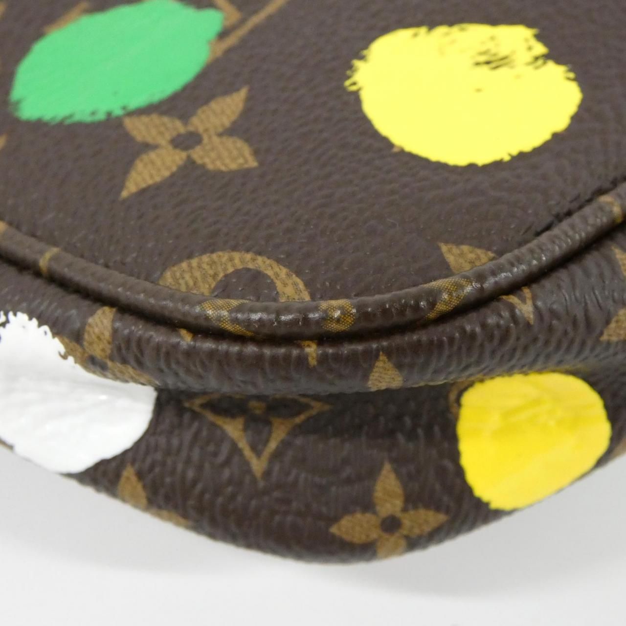Louis Vuitton Monogram Multy Pochette Shoulder — view 3