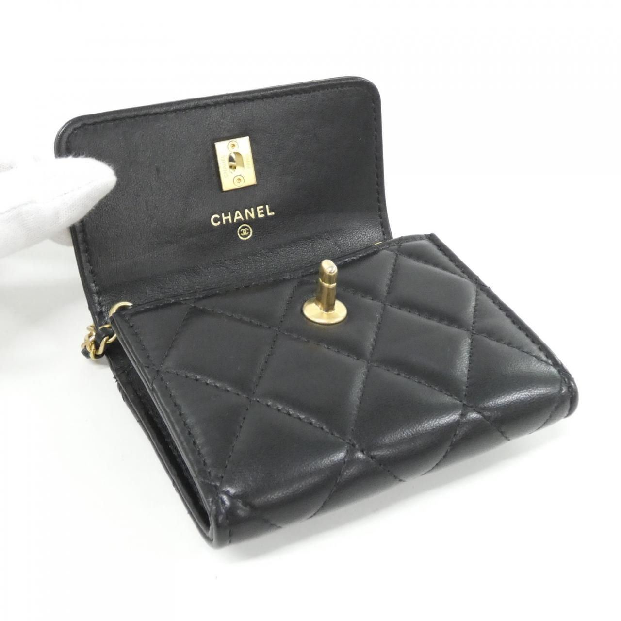 Chanel Chain Clutch Black — view 7