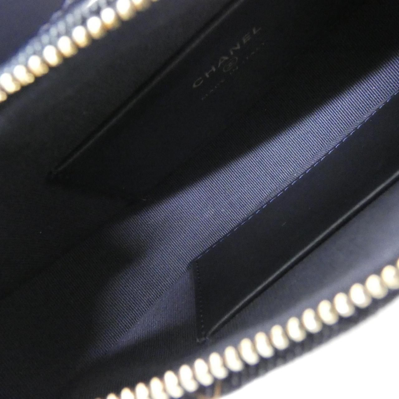 Chanel Timeless Classic Line Chain Clutch — view 9