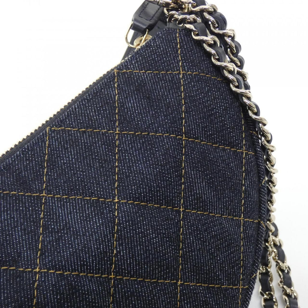 Chanel Timeless Classic Line Chain Clutch — view 6