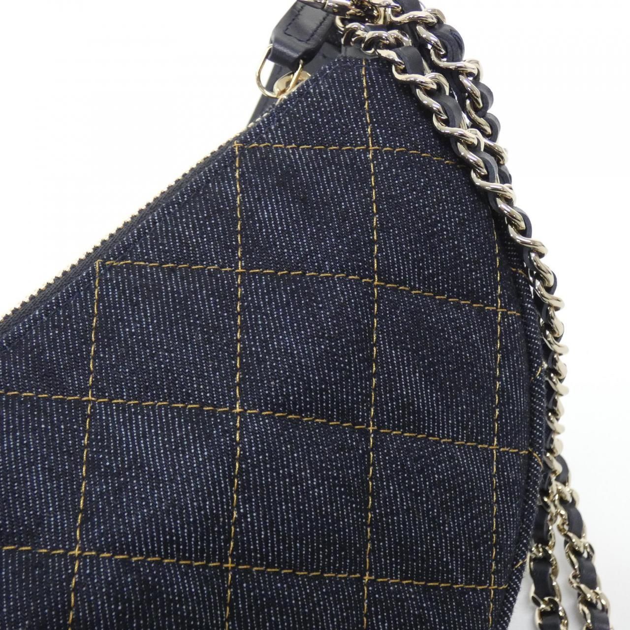Chanel Timeless Classic Line Chain Clutch — view 6