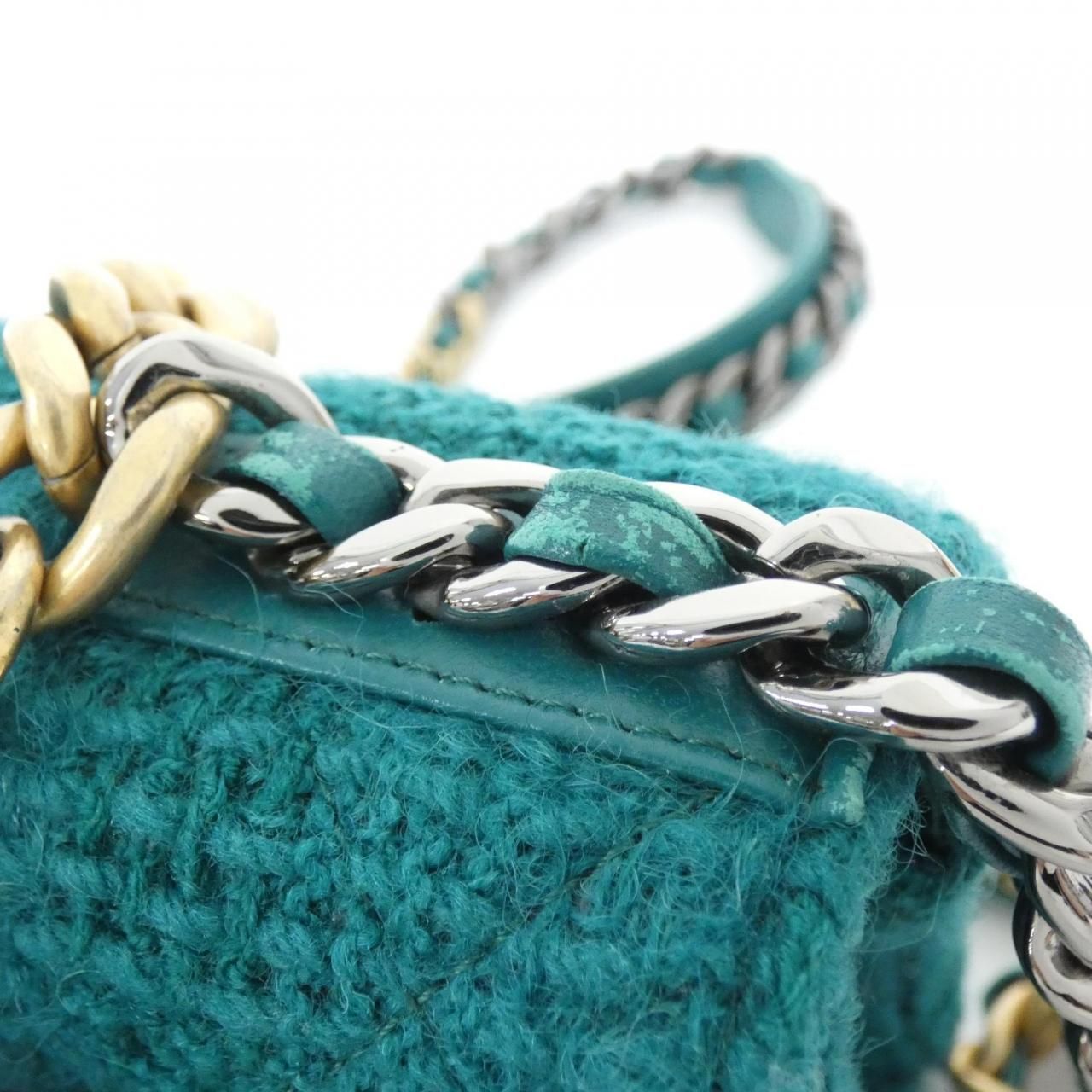 Chanel 19 Line Chain Wallet Shoulder — view 6