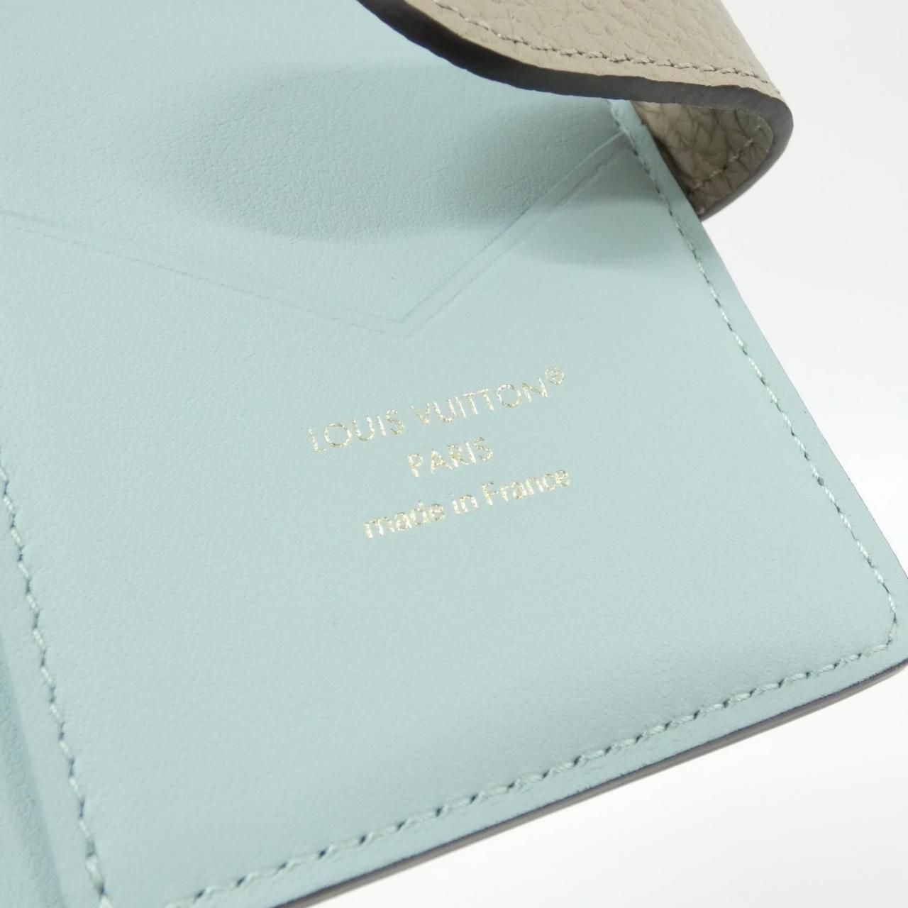 Louis Vuitton Taurillon LV Vertical Wallet Compact — view 5