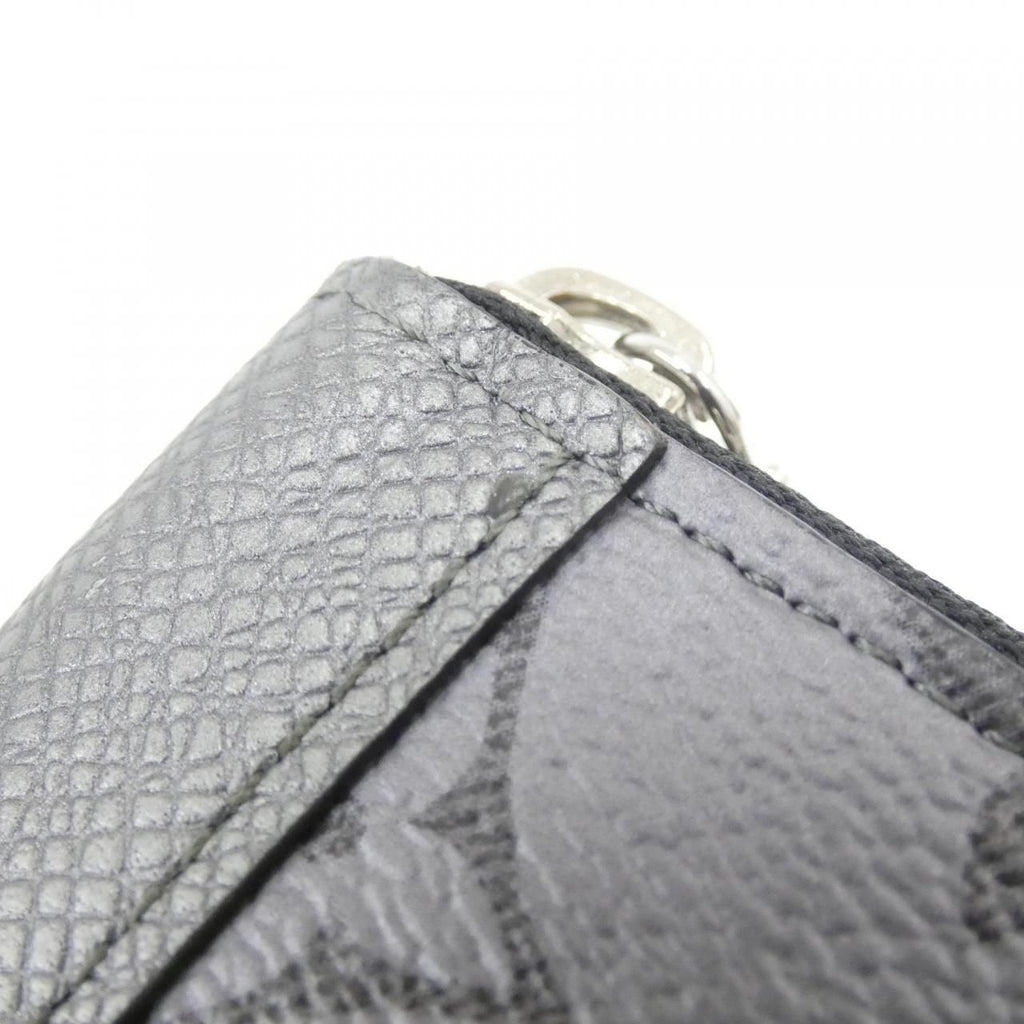 Louis Vuitton Taiga Llama Zippy Wallet Vertical — view 5