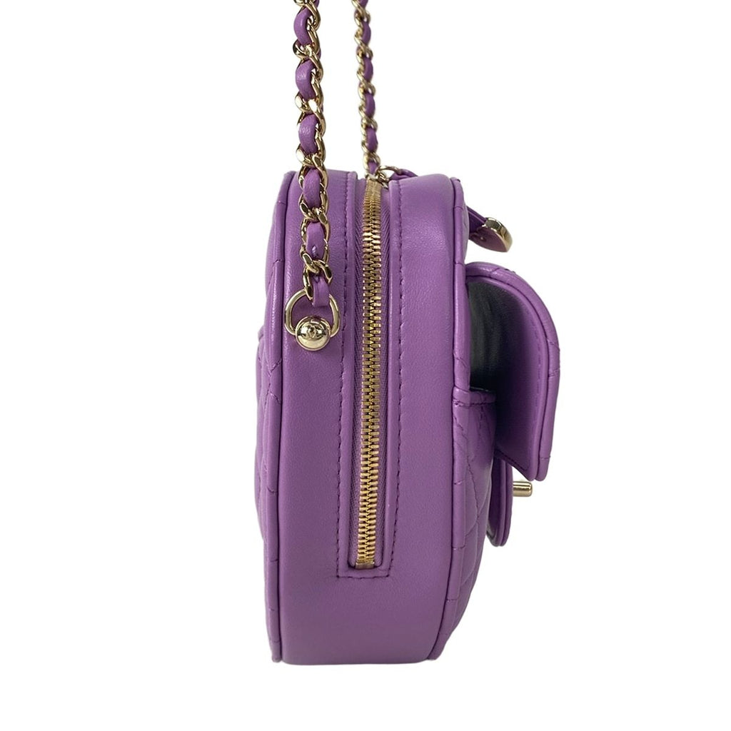 Chanel Shoulder Bag Quilted Heart — view 2