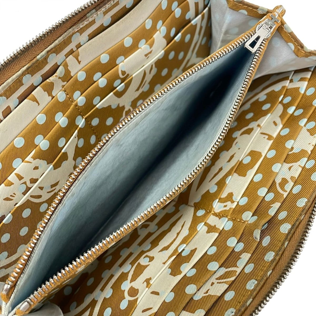 Hermes Wallet Azap Long Silk in Sesame Zip Around — view 4