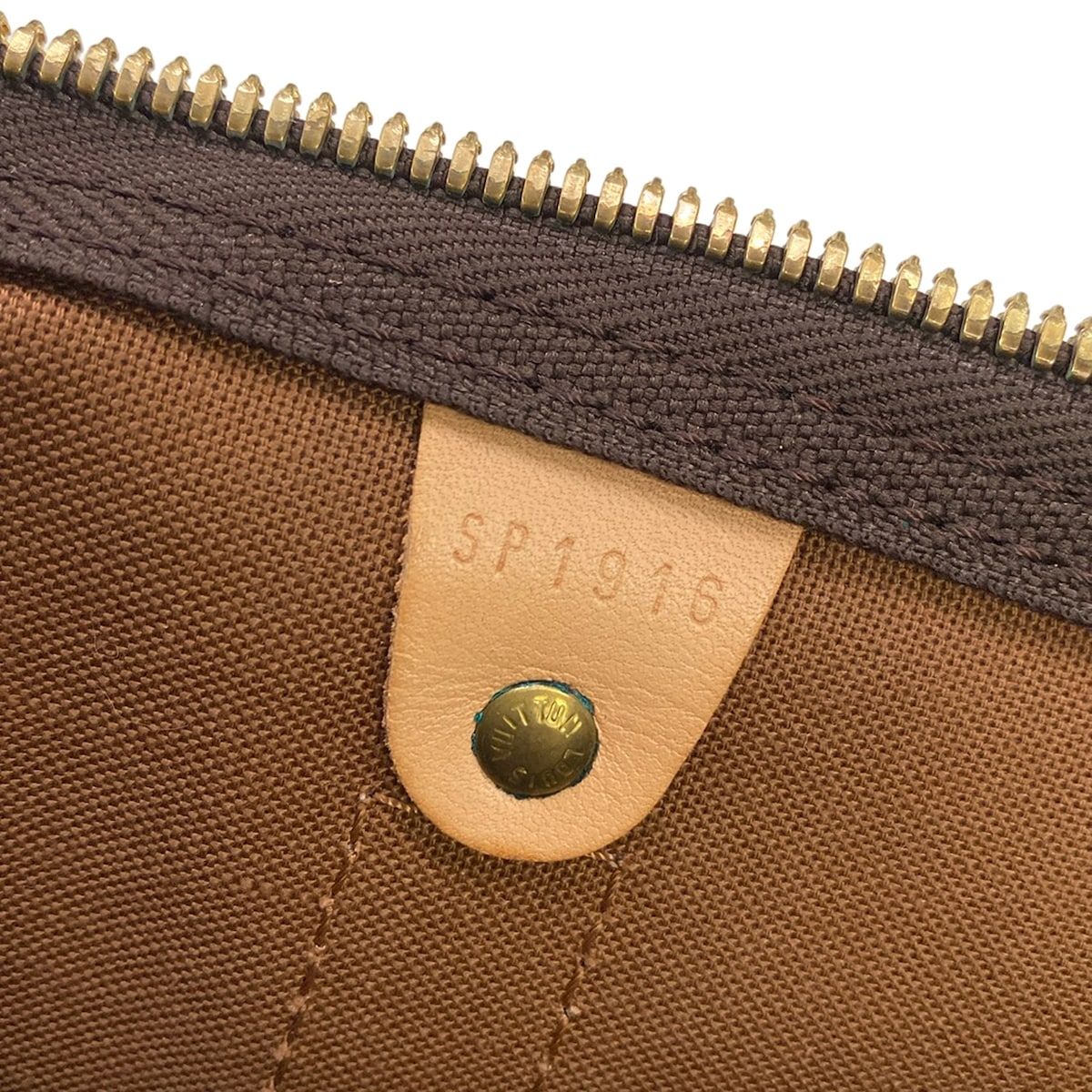 Louis Vuitton Boston Bag Monogram Keepall 55 — view 9