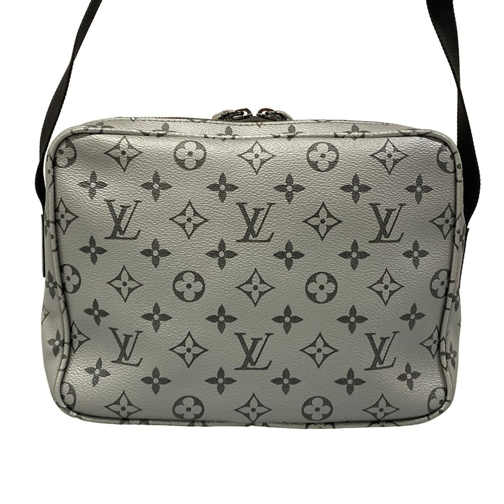 Louis Vuitton Shoulder Bag Monogram Reflective Messenger PM Silver — view 3