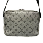 Louis Vuitton Shoulder Bag Monogram Reflective Messenger PM Silver — view 3