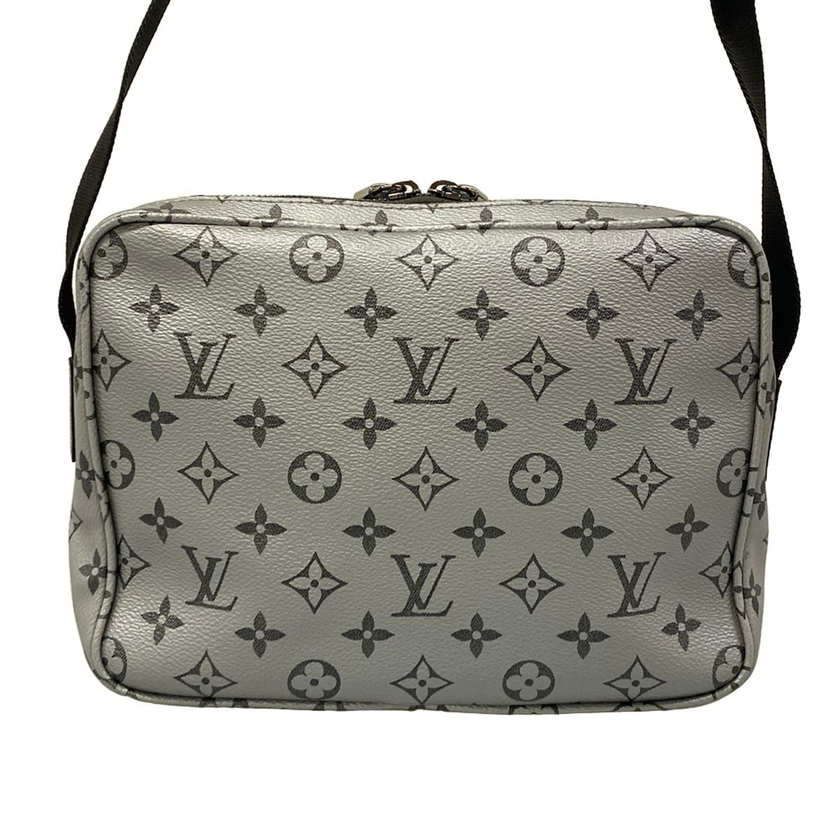 Louis Vuitton Shoulder Bag Monogram Reflective Messenger PM Silver — view 3