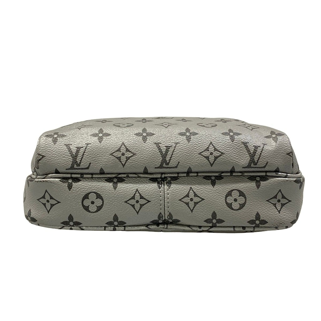 Louis Vuitton Shoulder Bag Monogram Reflective Messenger PM Silver — view 5