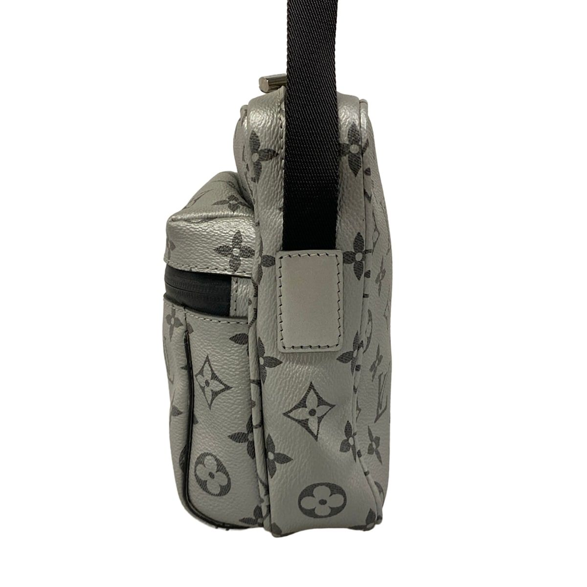 Louis Vuitton Shoulder Bag Monogram Reflective Messenger PM Silver — view 4