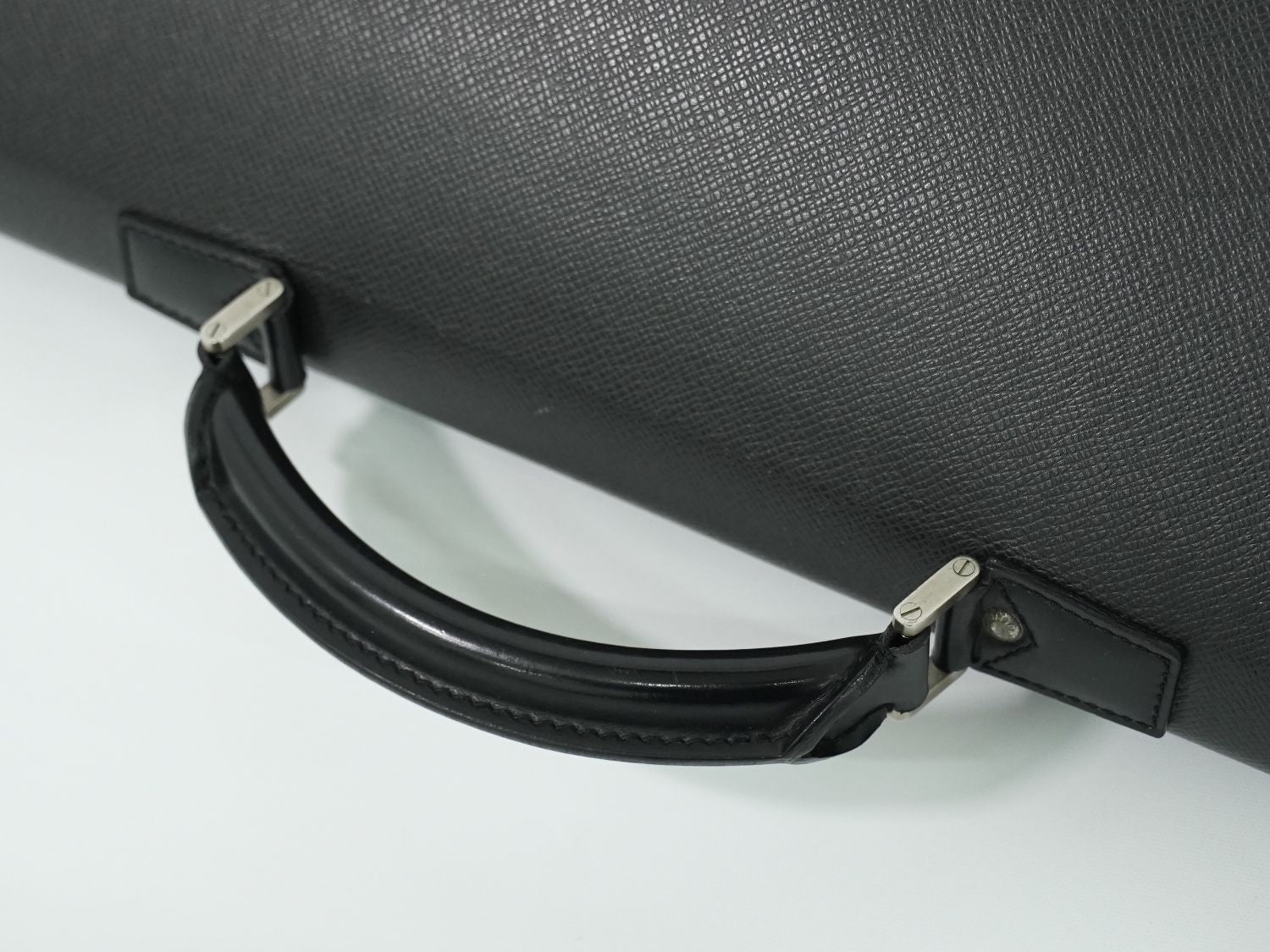 Louis Vuitton LV Robusto 3 Epi Leather Business Bag Handbag Ardoise — view 4