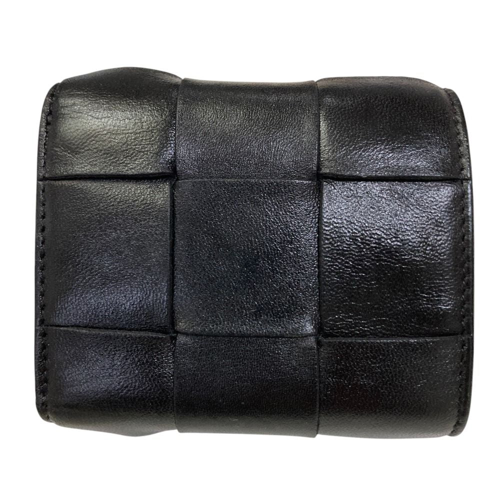Bottega Veneta Maxi Intrecciato Cassette Trifold Wallet Zipper Black — view 3