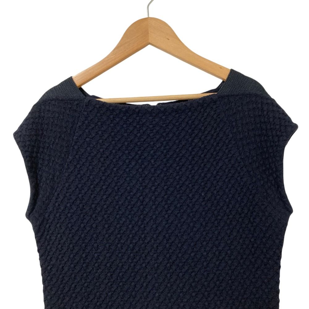 Chanel CC Logo Sleeveless Waffle Knit Dress 36 Navy — view 3