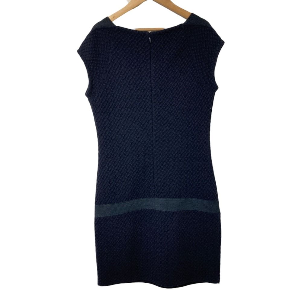 Chanel CC Logo Sleeveless Waffle Knit Dress 36 Navy — view 2