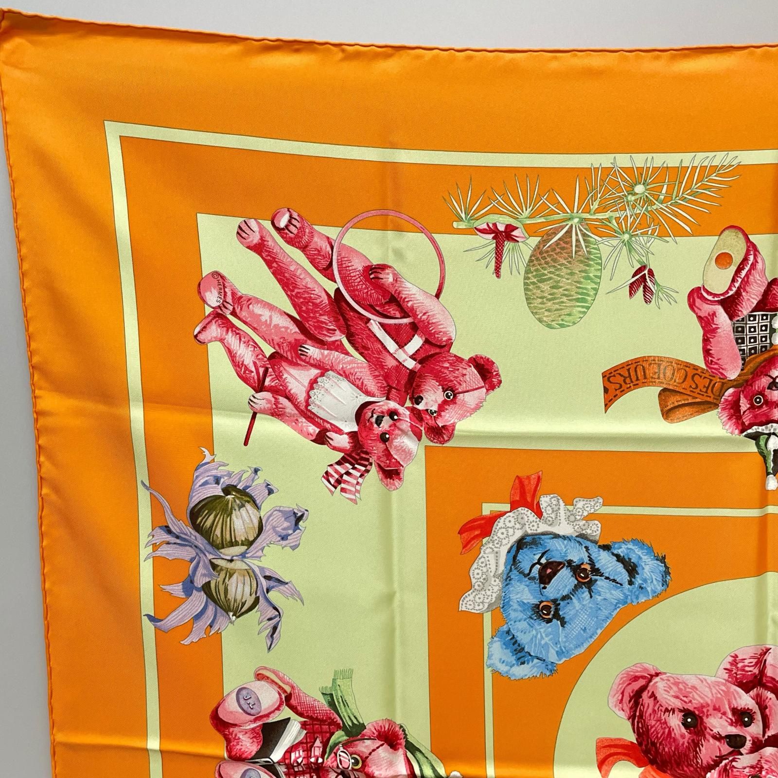 Hermes Large Scarf Carre 90 Confidents Des Coeurs Friends of the Heart Teddy — view 3