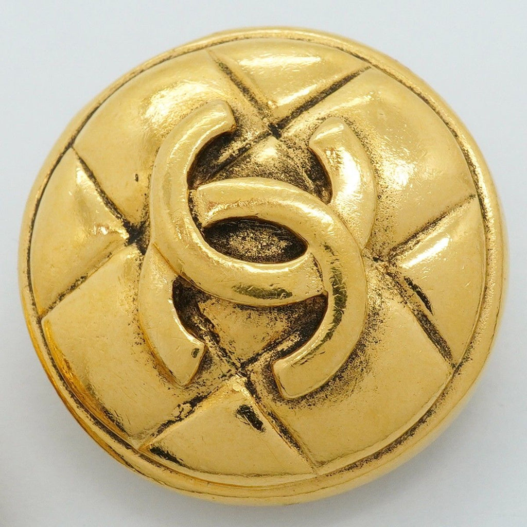 Chanel Earrings Vintage CC Logo Quilted Round — view 9