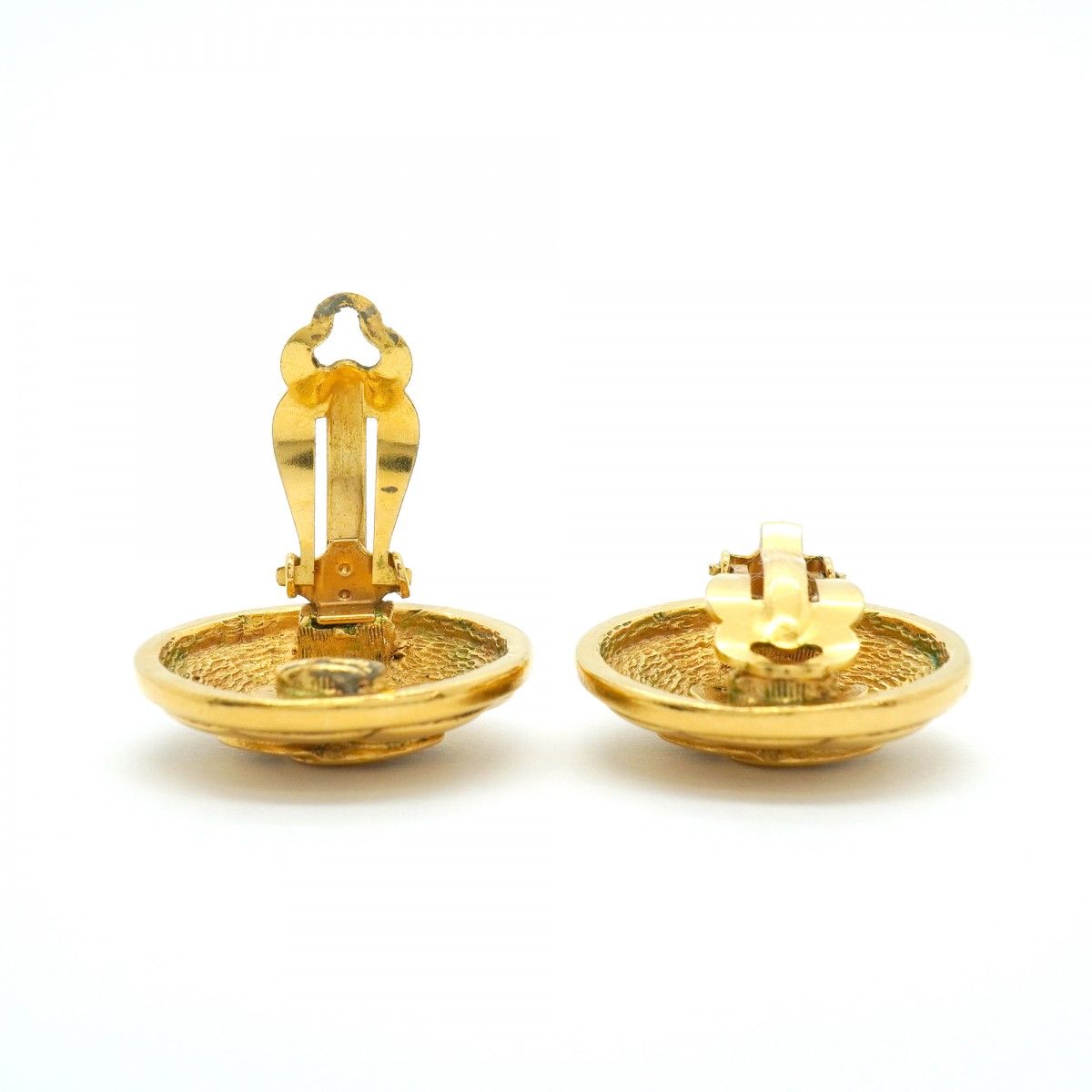 Chanel Earrings Vintage CC Logo Quilted Round — view 3