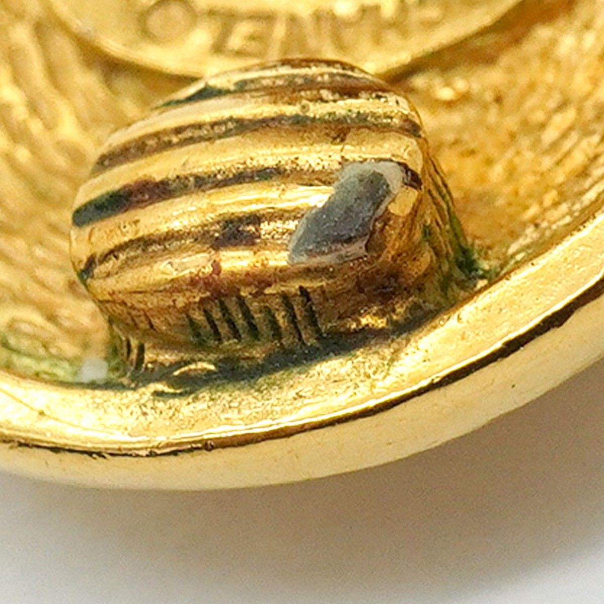 Chanel Earrings Vintage CC Logo Quilted Round — view 6