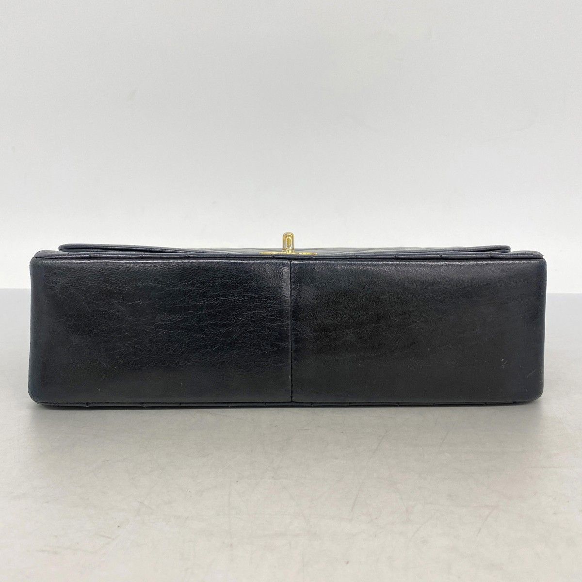 Chanel Shoulder Bag Diana Lambskin Black Gold — view 3