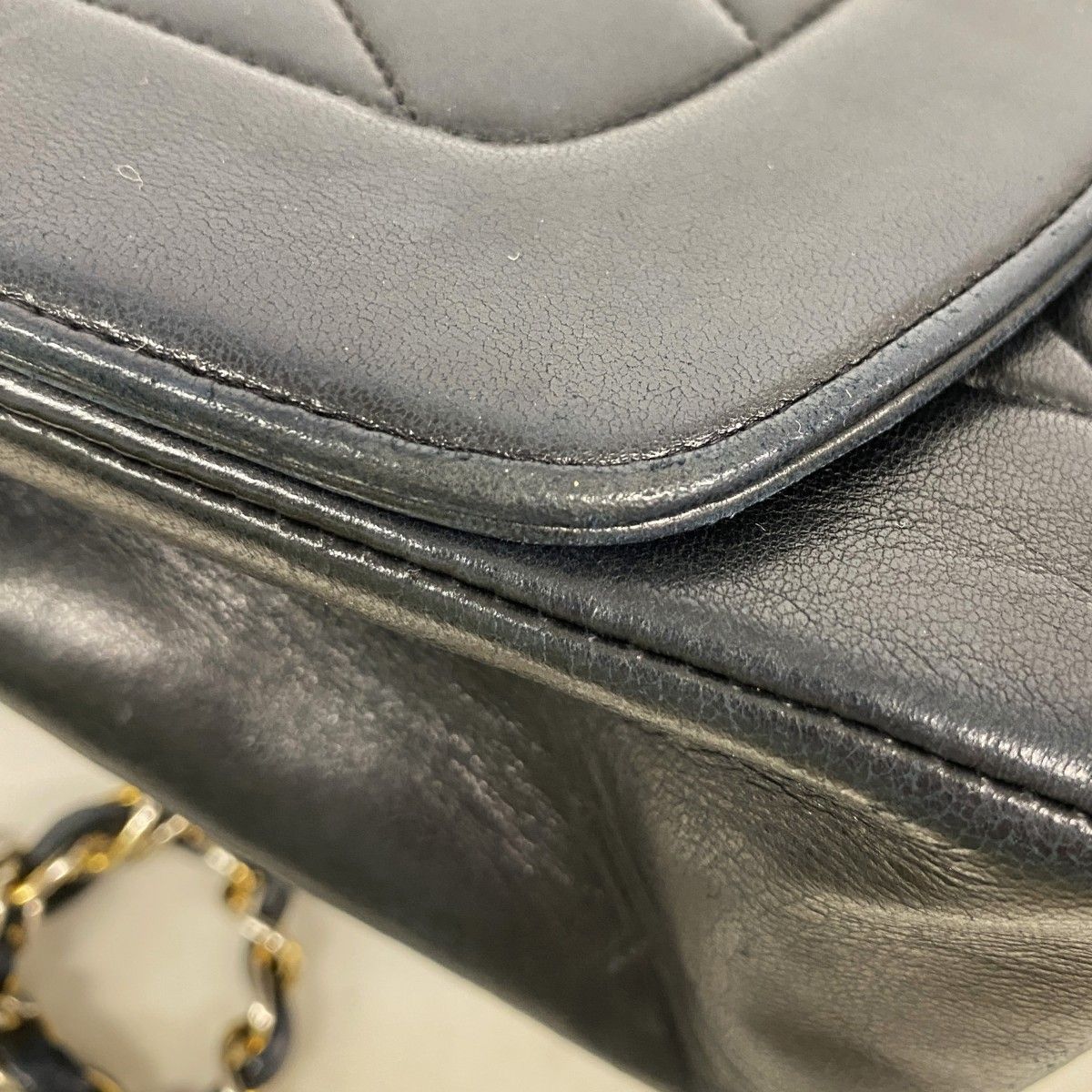 Chanel Shoulder Bag Diana Lambskin Black Gold — view 8