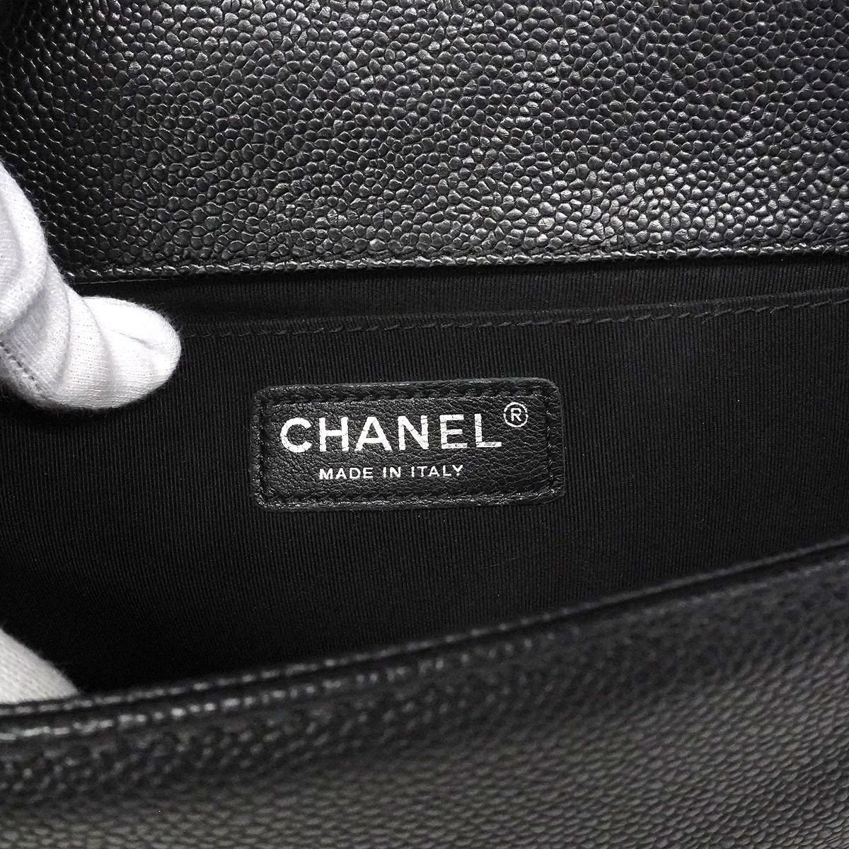 Chanel Shoulder Bag Boy Caviar Leather Black Silver — view 5