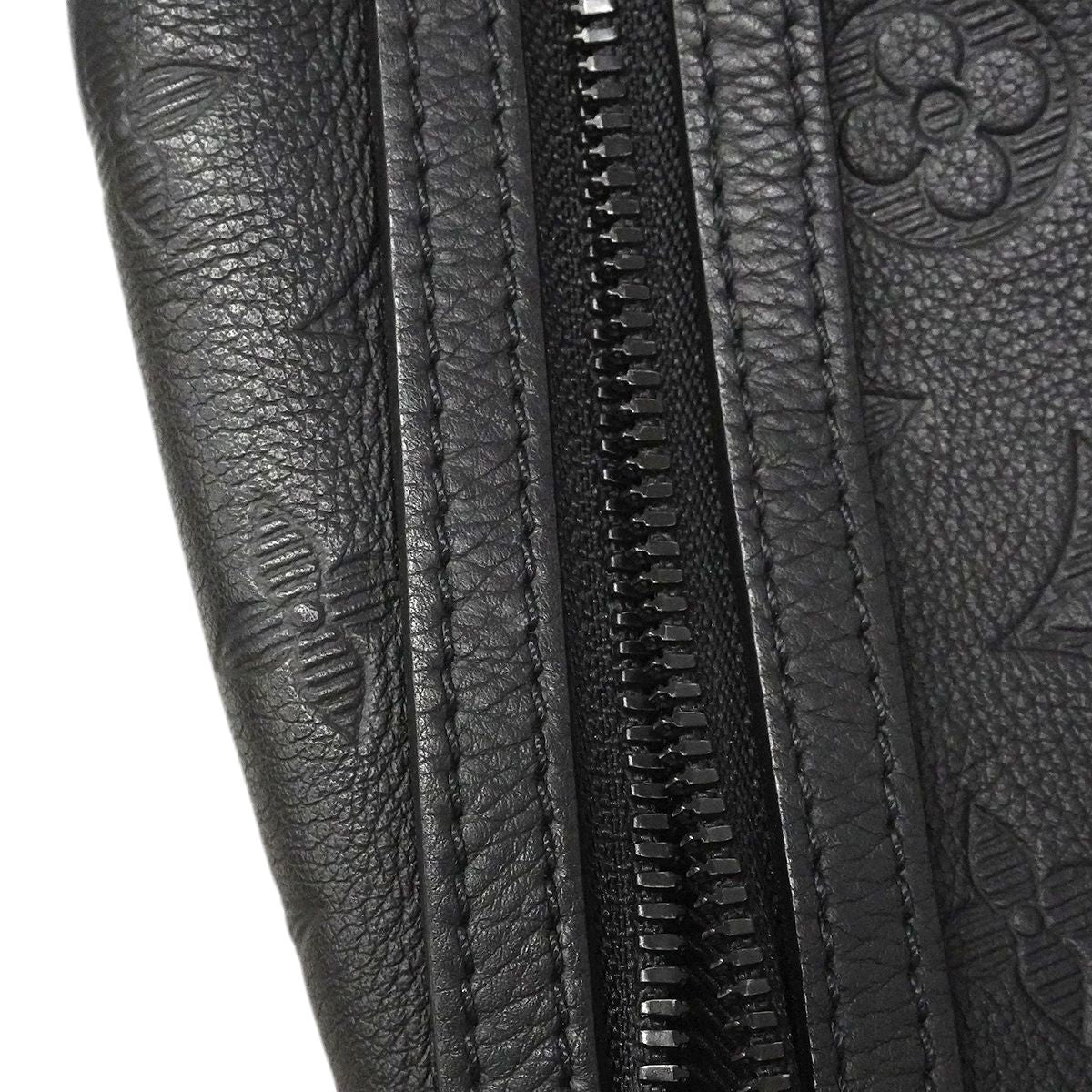 Louis Vuitton Belt Bag Monogram Shadow Duo Black — view 6