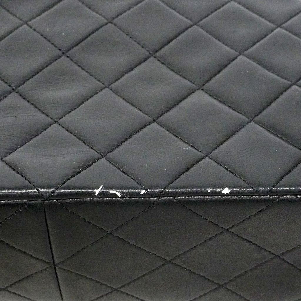 Chanel Shoulder Bag Mini Quilted Lambskin Black Gold — view 7