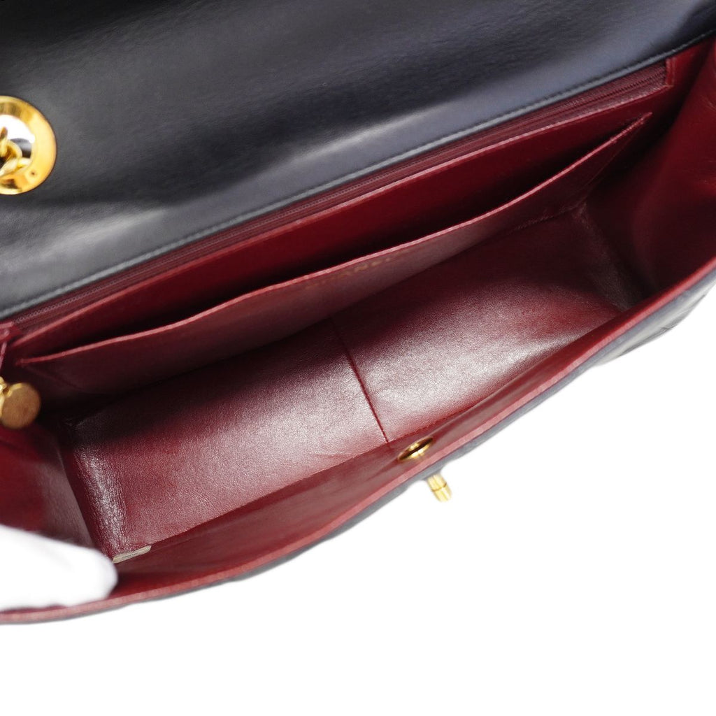 Chanel Shoulder Bag Deca Quilted Lambskin Black Gold — view 4