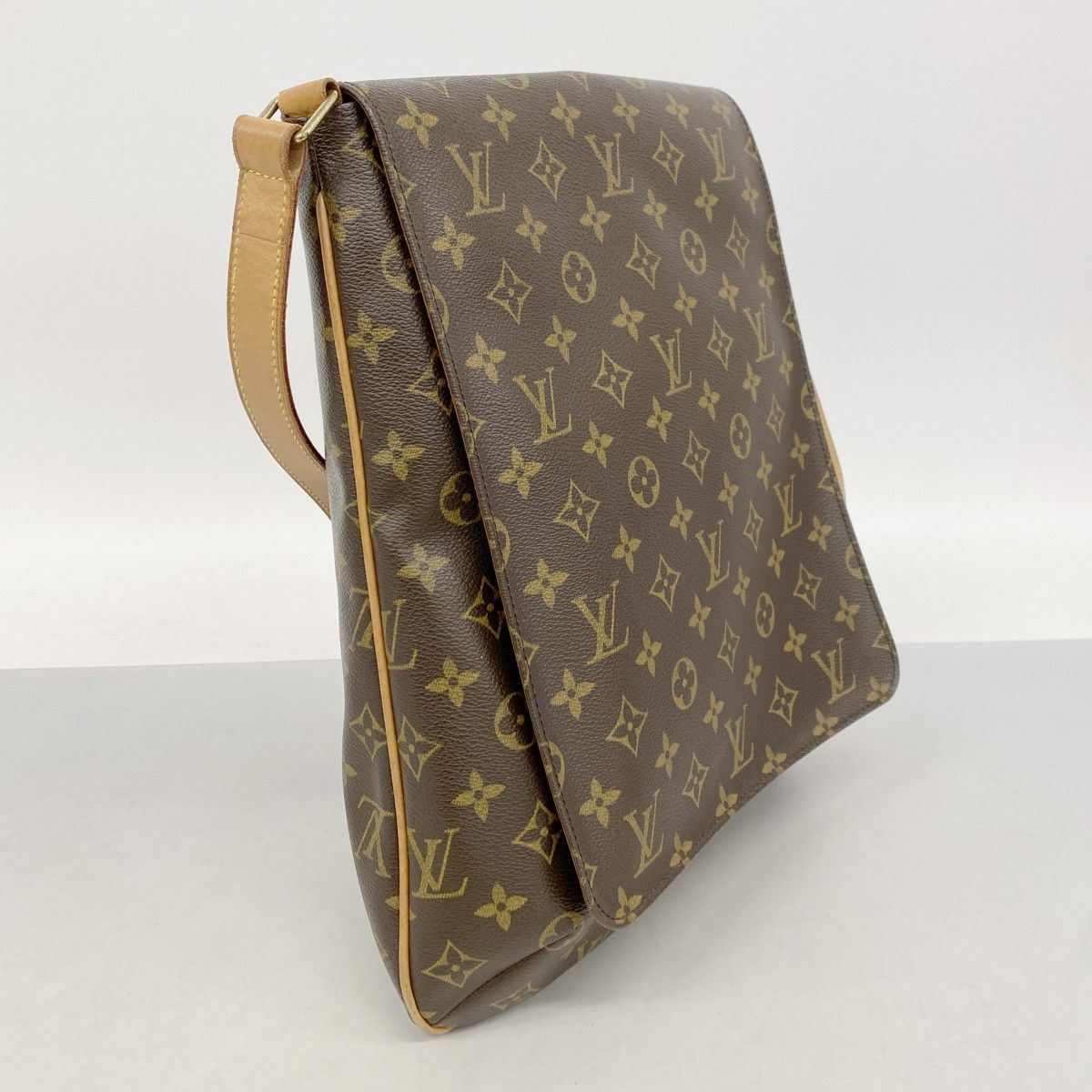 Louis Vuitton Shoulder Bag Monogram Musette Brown — view 2