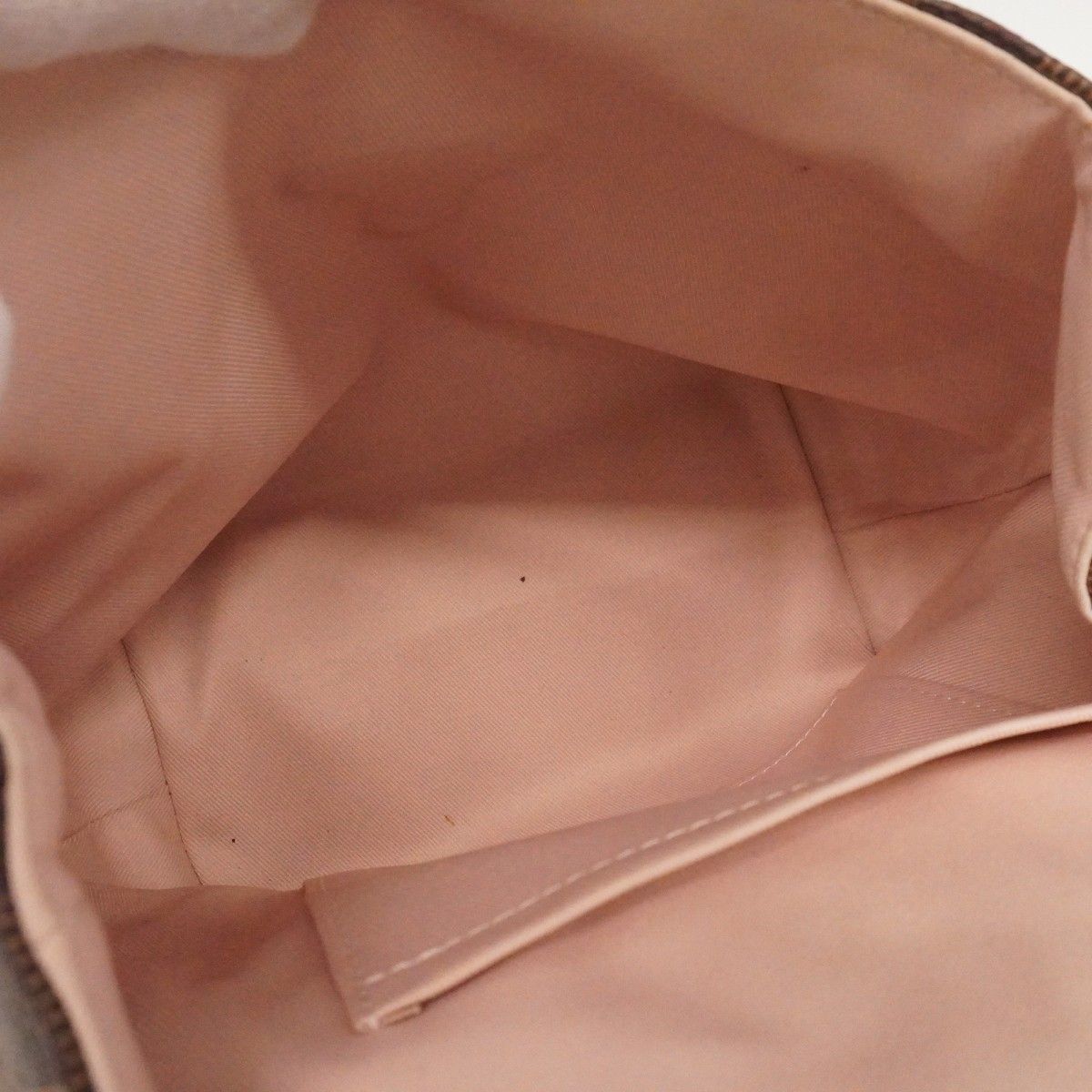 Louis Vuitton Backpack Damier Clapton Ebene Magnolia — view 4