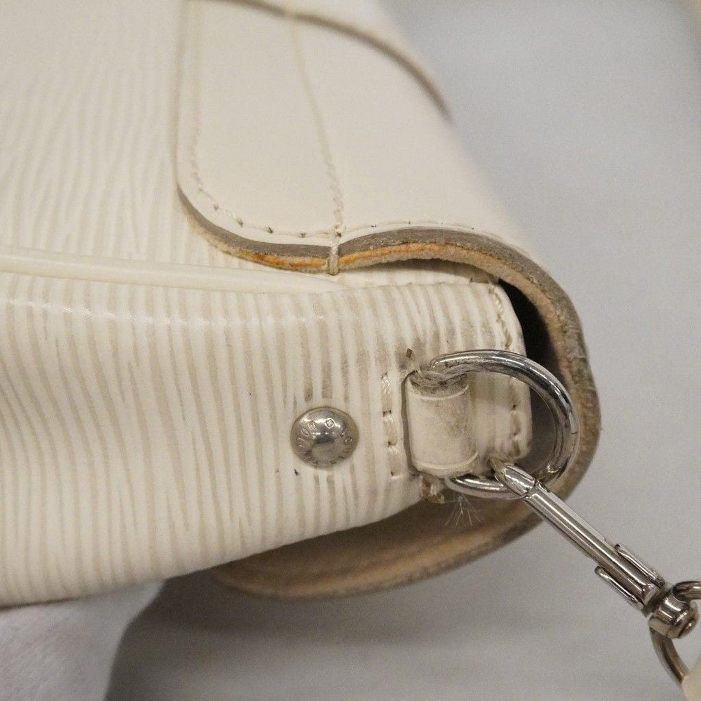 Louis Vuitton Shoulder Bag Epi Montaigne Yvoir — view 8