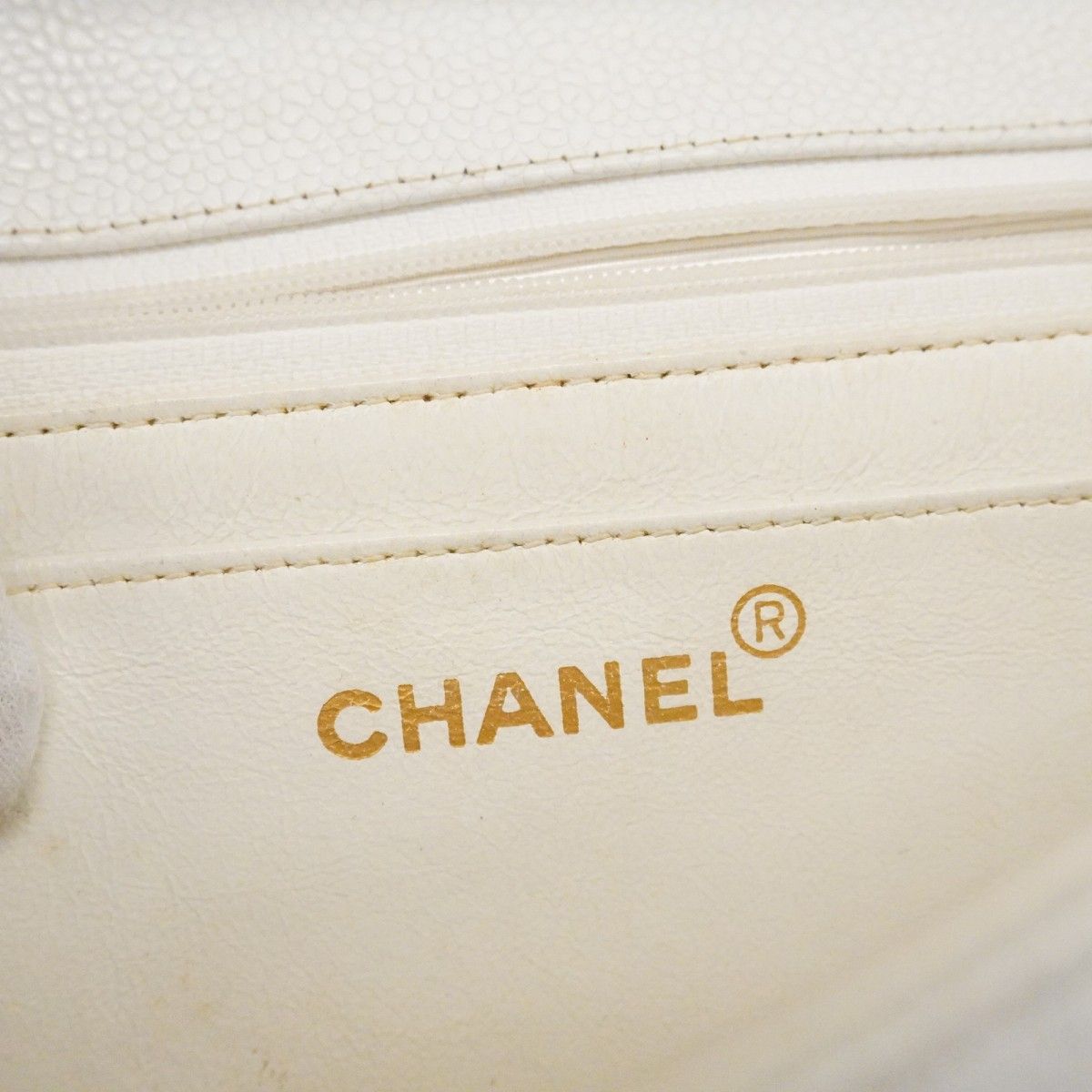 Chanel Shoulder Bag Mademoiselle Caviar Leather White Gold — view 5
