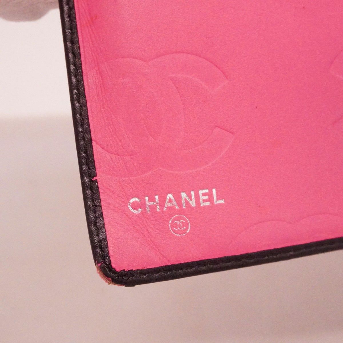 Chanel Wallet Cambon Lambskin Black White Silver — view 4