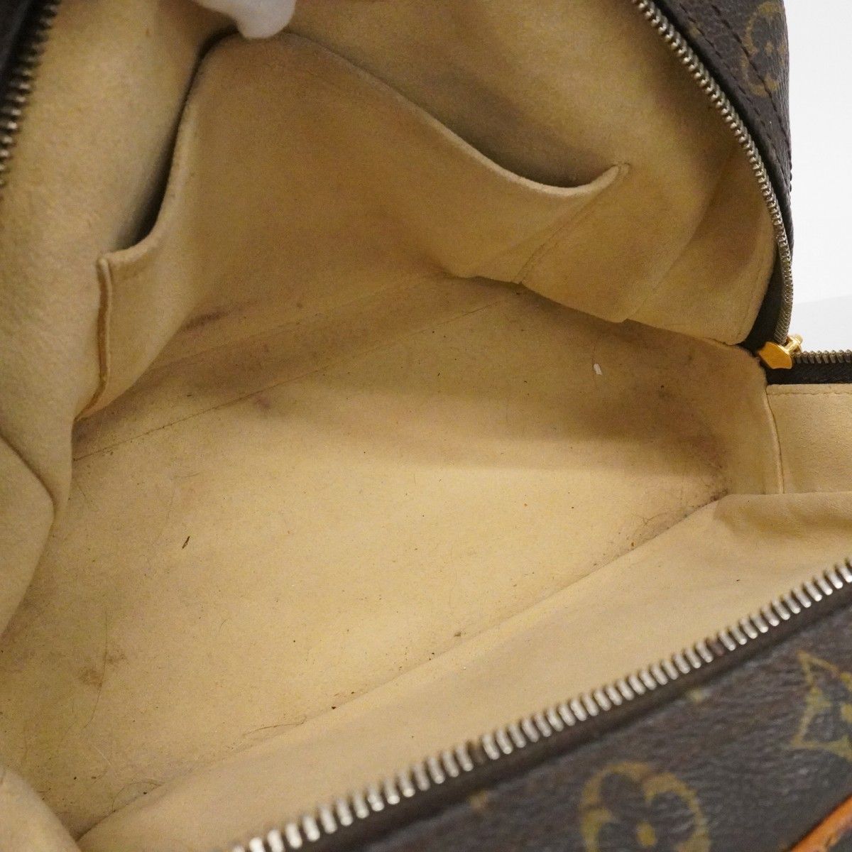 Louis Vuitton Handbag Monogram Manhattan PM Brown — view 4