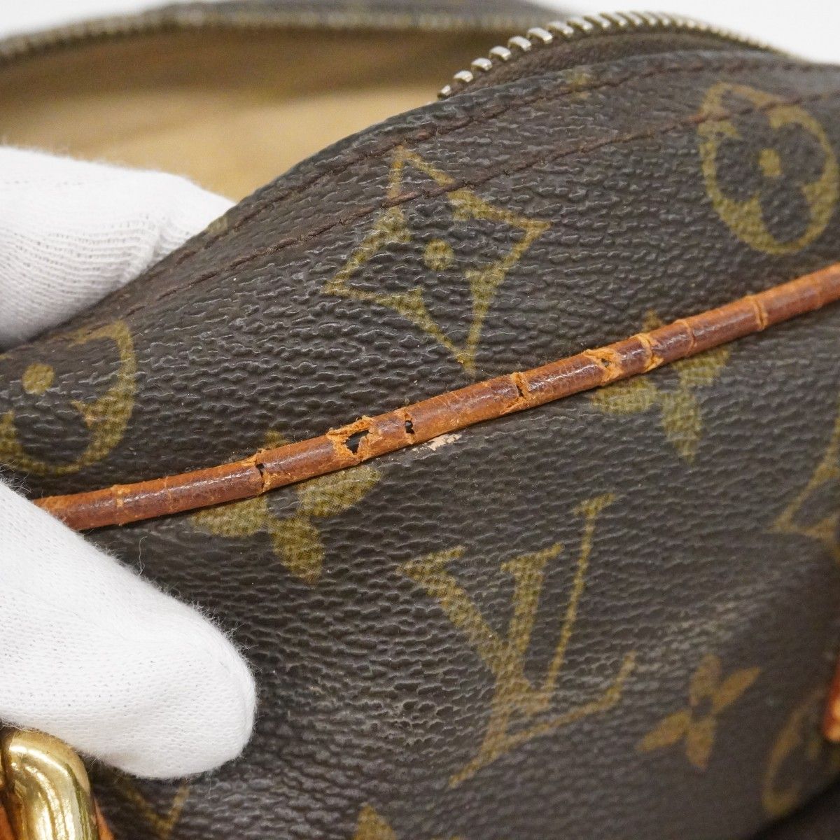 Louis Vuitton Handbag Monogram Manhattan PM Brown — view 7