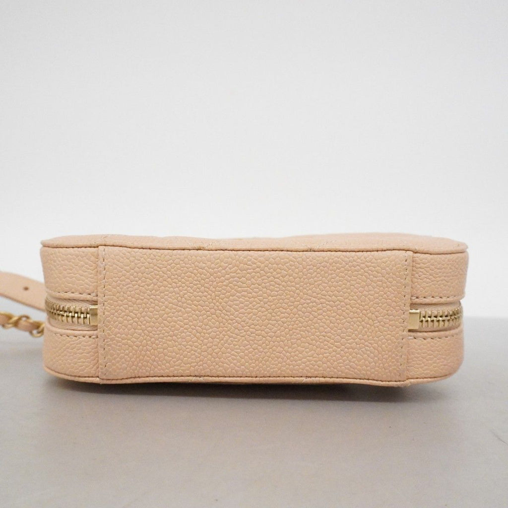 Chanel Shoulder Bag Quilted Caviar Leather Beige Gold — view 3