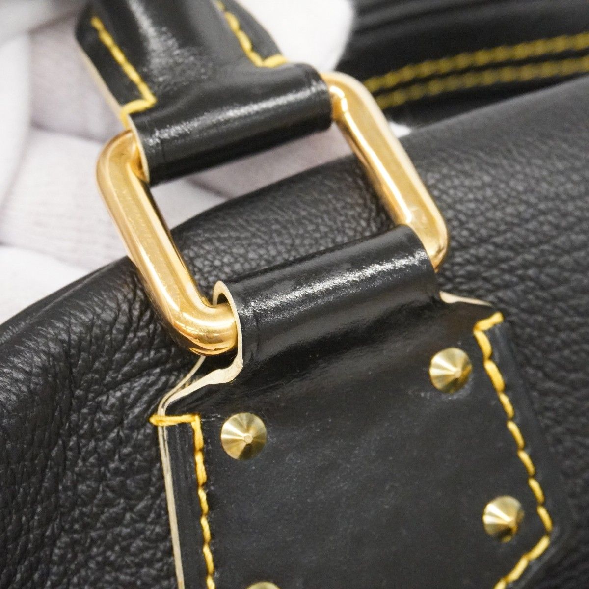 Louis Vuitton Handbag Suhali Super Lube Noir — view 9