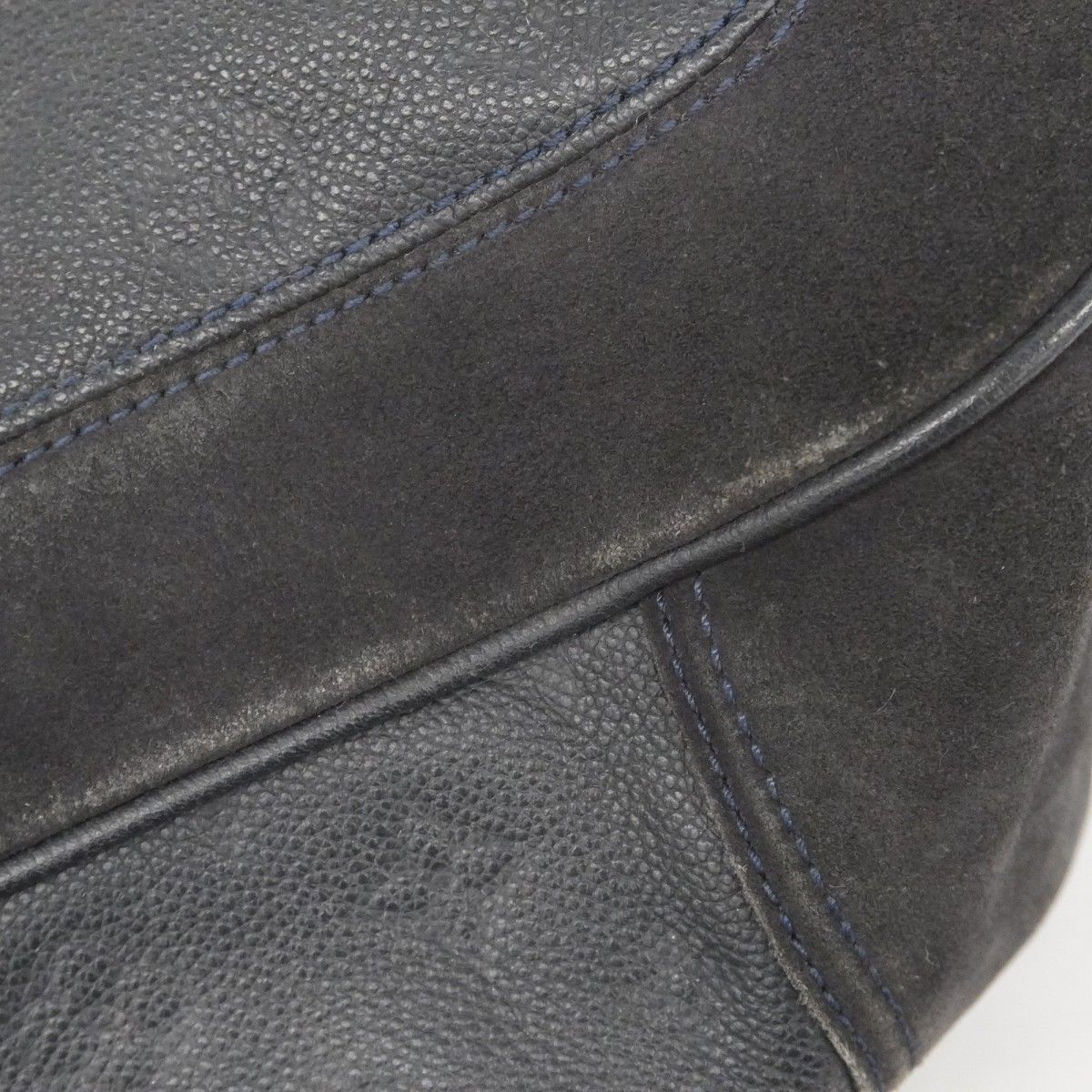 Louis Vuitton Shoulder Bag Monogram Empreinte Odas MM Infini — view 7