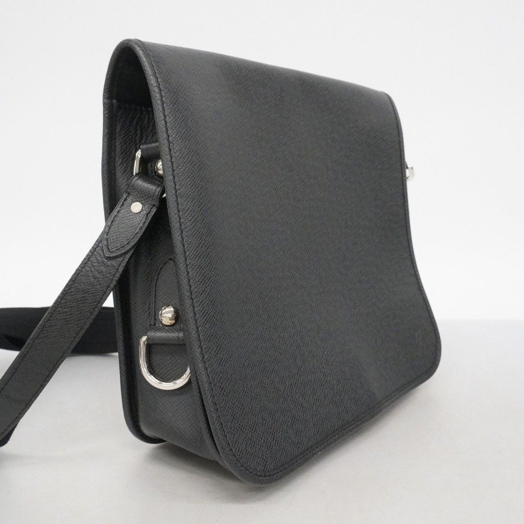Louis Vuitton Shoulder Bag Taiga Andrey Ardoise — view 2