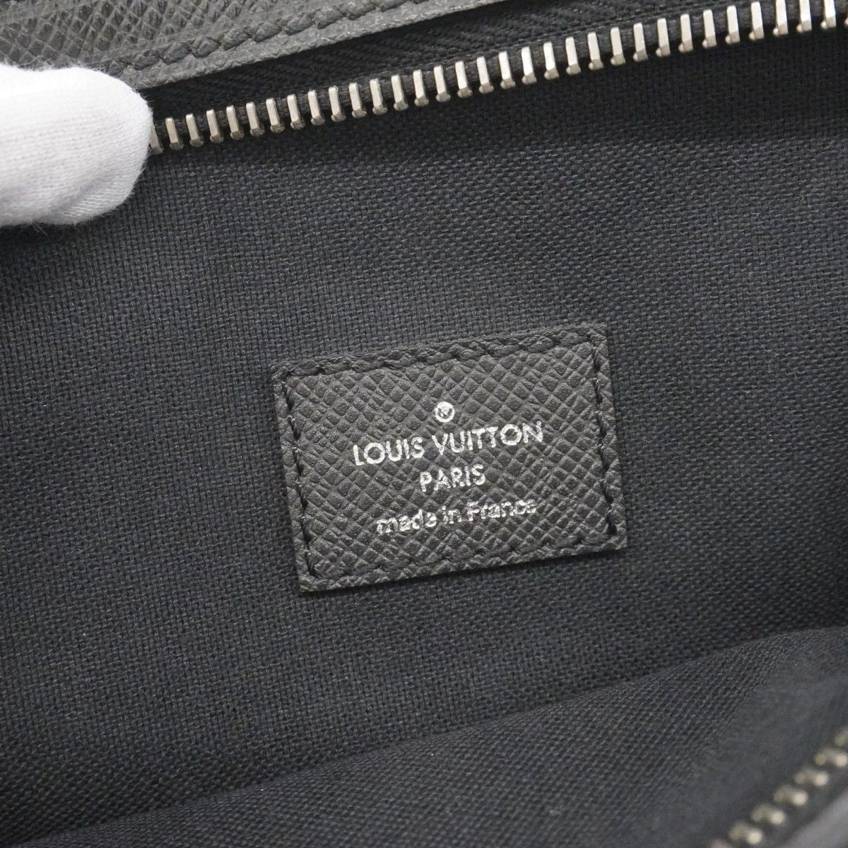 Louis Vuitton Shoulder Bag Taiga Dimitri Ardoise — view 5