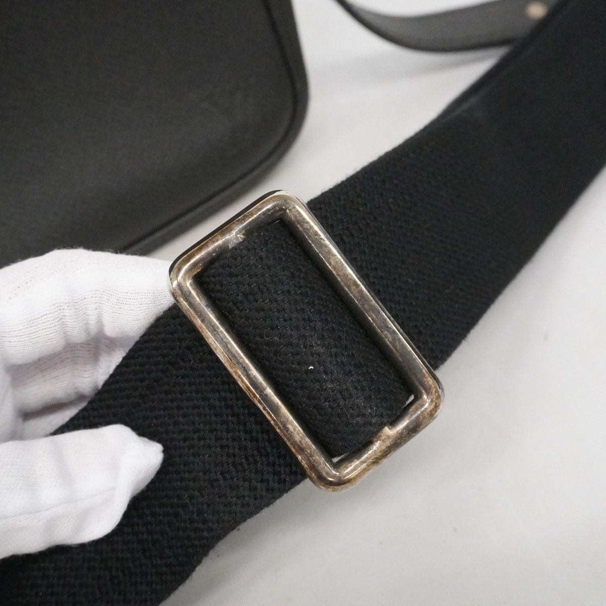 Louis Vuitton Shoulder Bag Taiga Dimitri Ardoise — view 7
