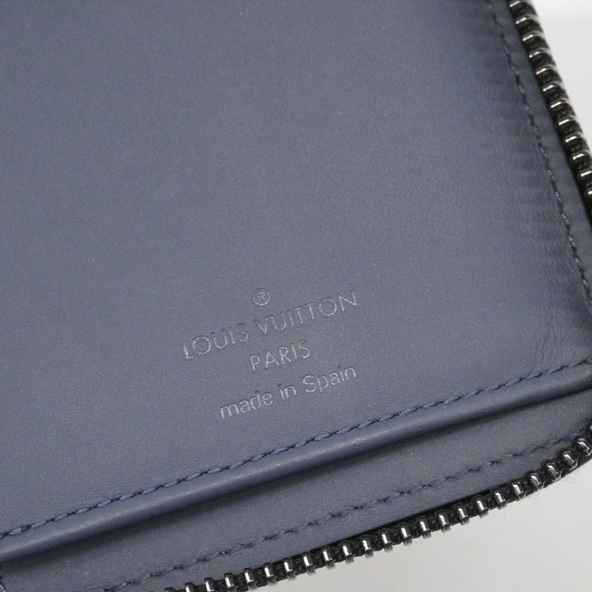 Louis Vuitton Wallet Monogram Shadow Zippy Vertical Black Navy — view 4