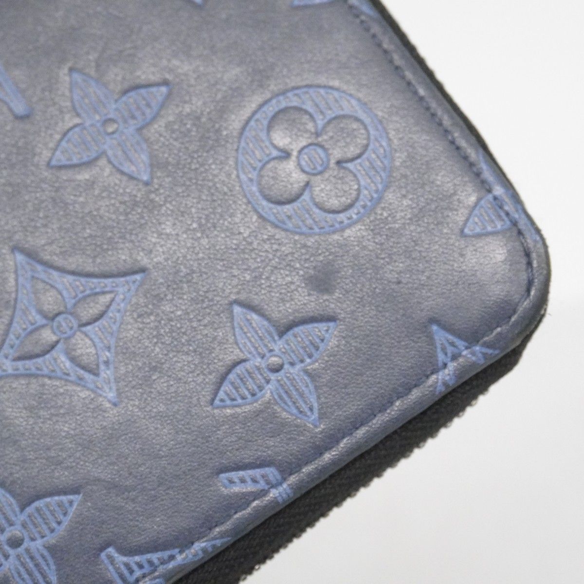 Louis Vuitton Wallet Monogram Shadow Zippy Vertical Black Navy — view 9