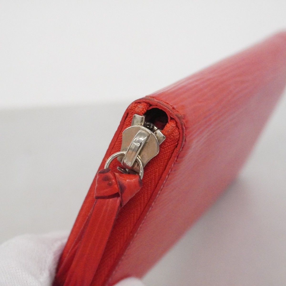 Louis Vuitton Wallet Epi Portefeuille Clemence Coquelicot — view 5
