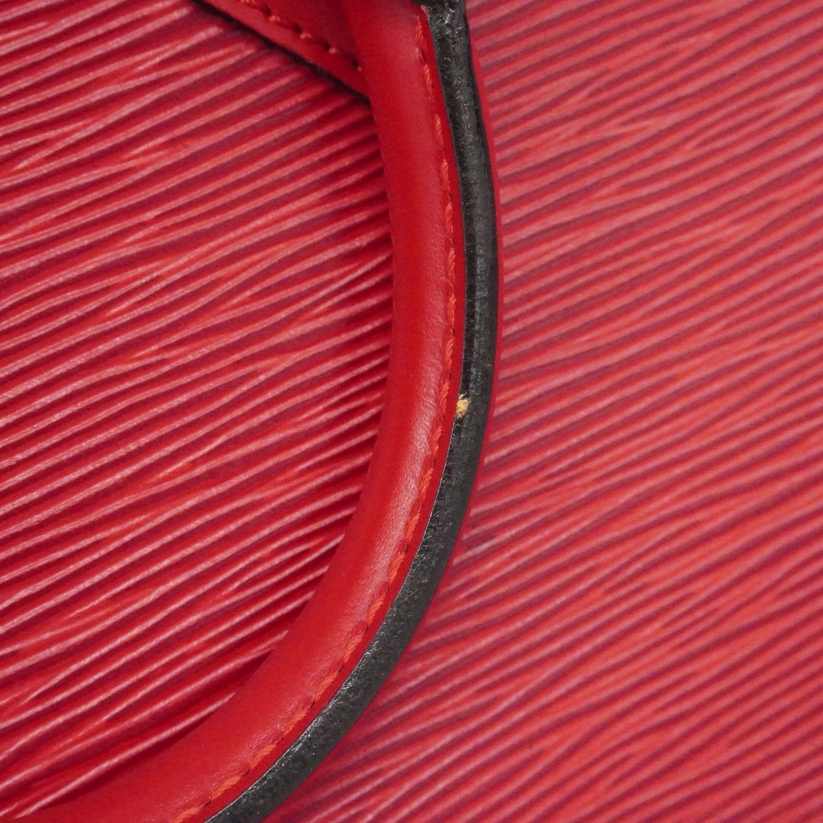 Louis Vuitton Handbag Epi Alma Castilian — view 8